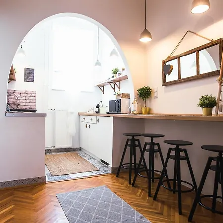 Apartment Inda Eger