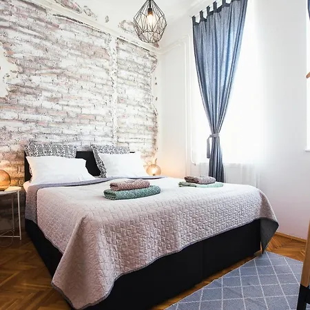 Apartment Inda *