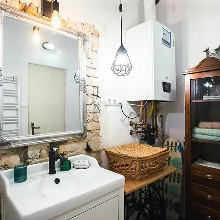 Apartment Inda *